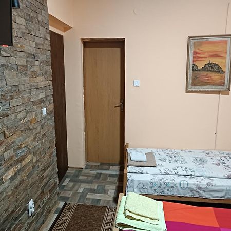 Guest House Mirijevski Konak Belgrad Exterior foto